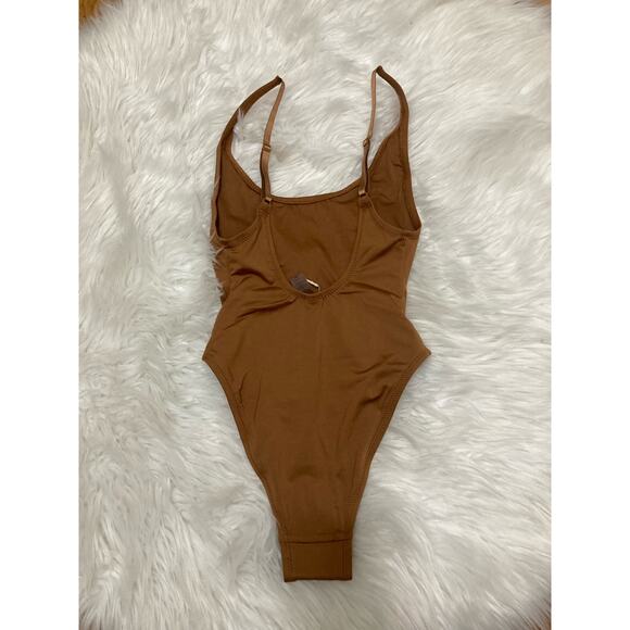 SKIMS Size XXS Almond Brown Scoop Neck One Piece Swim Suit Bathing suit - Picture 5 of 5